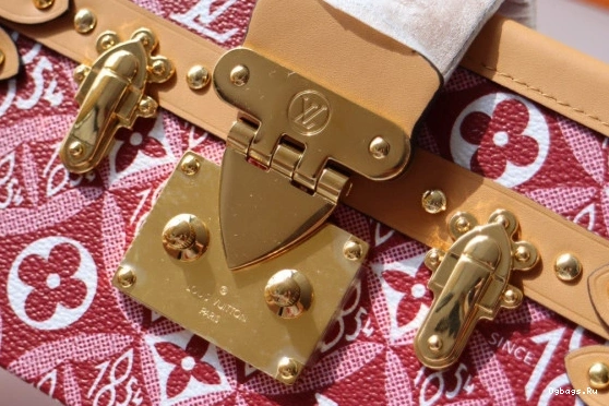 LOUIS VUITTON PETITE 1854 SINCE MALLE 0301